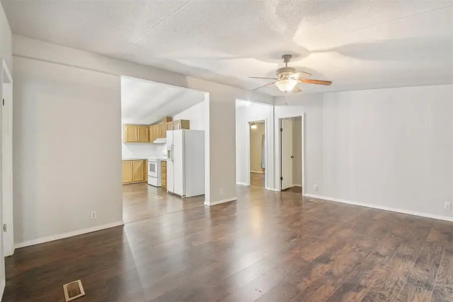 12900 Raymond King Drive, Moore, OK 73165 - Image #2