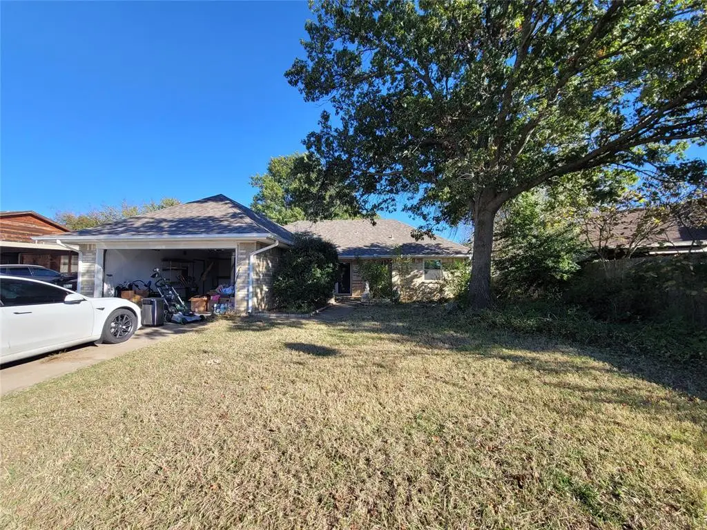 3708 Tiffany Drive, Moore, OK 73160 - Image #1