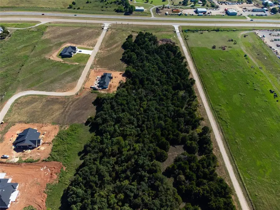 841 Meadow Park Road, Guthrie, OK 73044 - Image #3