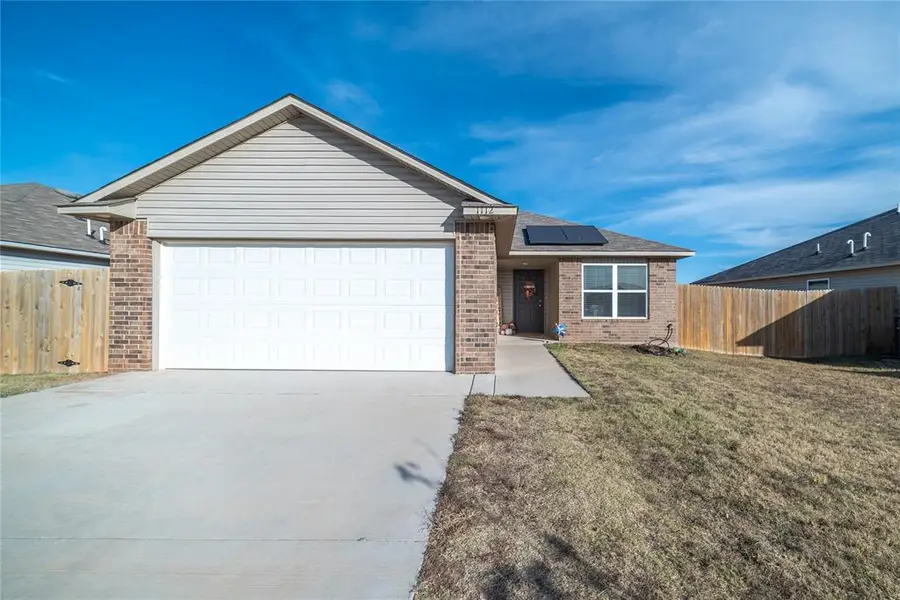 1112 S Appaloosa Lane, Mustang, OK 73064 - Image #2