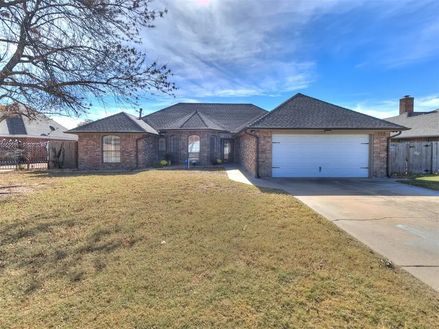704 SW 111th Street, Oklahoma City, OK 73170 - Image #3
