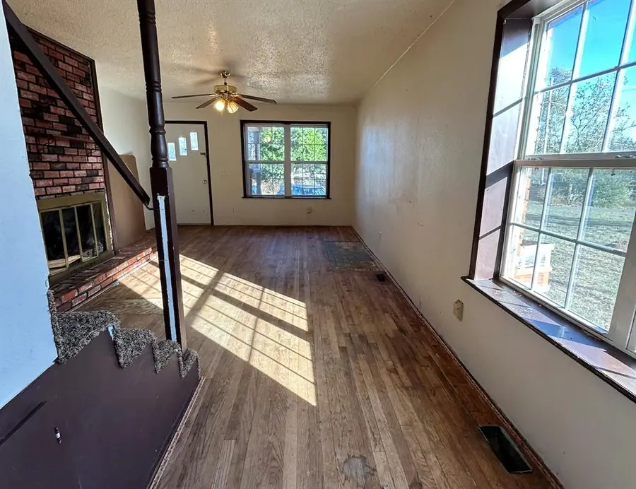 1677 Choctaw Road, Crescent, OK 73028 - Image #3