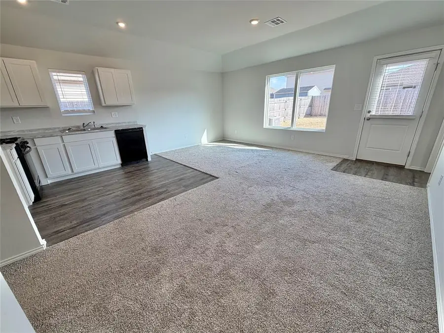 11720 Annette Drive, Yukon, OK 73099 - Image #3