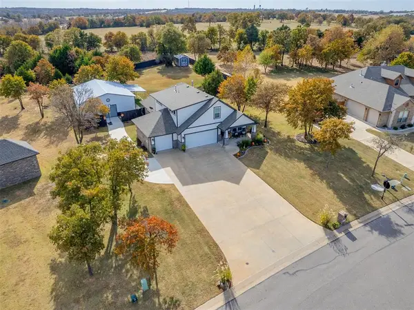 625 Canyon Creek Lane, Guthrie, OK 73044