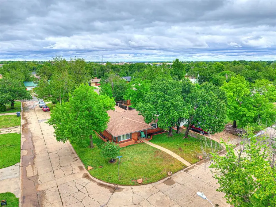 2429 Barclay Road, Oklahoma City, OK 73120 - Image #2