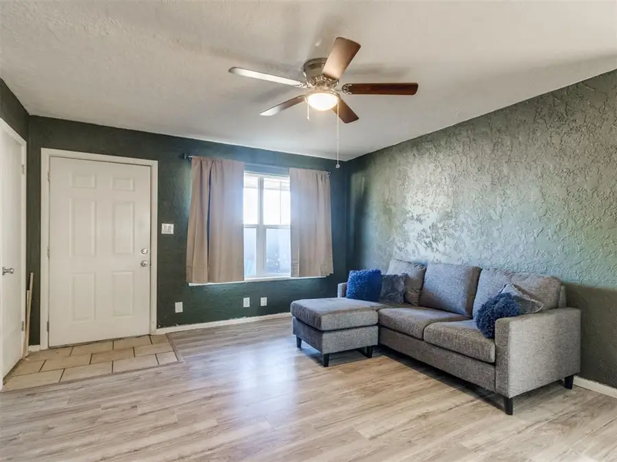 4332 Woodedge Drive, Del City, OK 73115 - Image #3