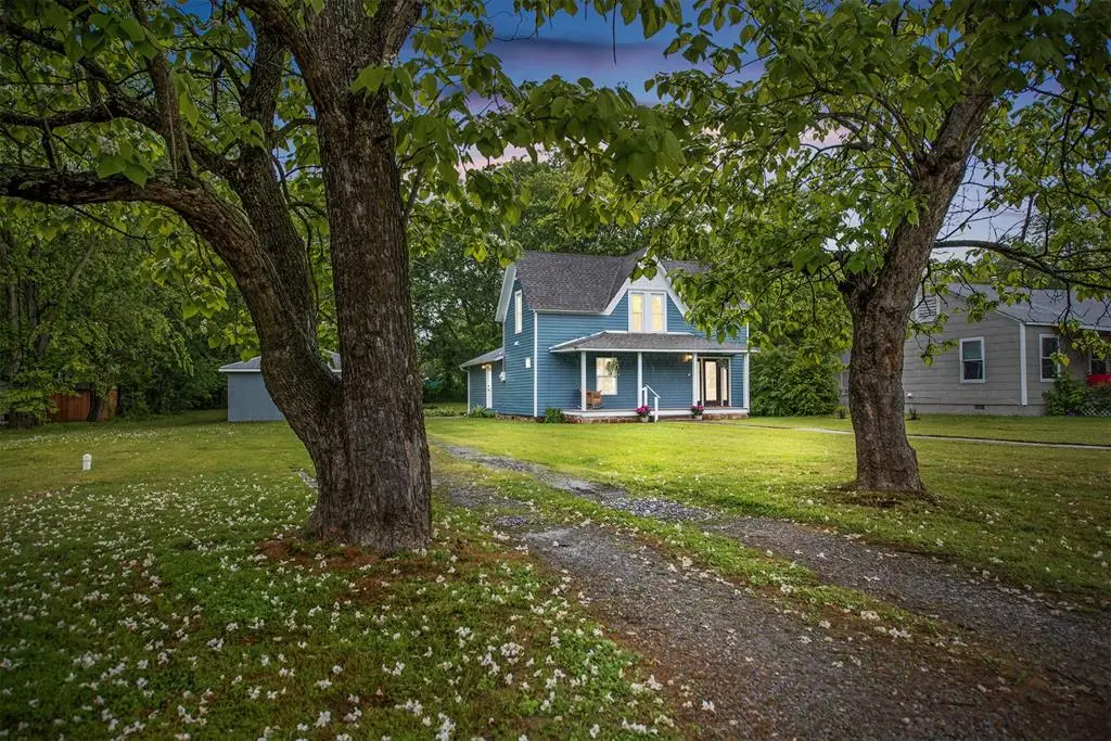 803 N State Street, Wagoner, OK 74467 - Image #1