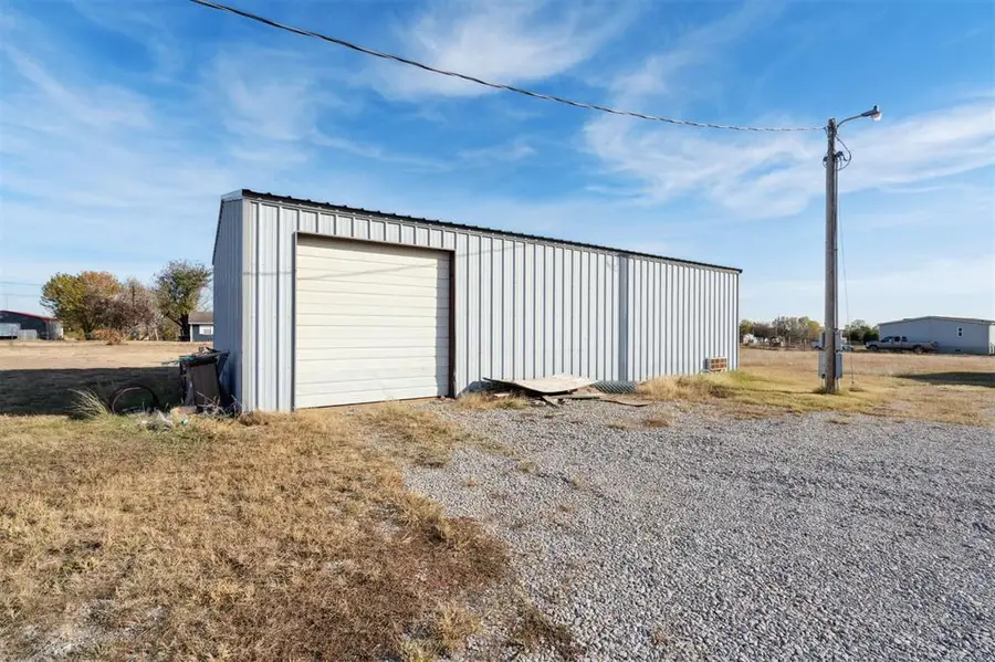 1817 County Road 1251, Tuttle, OK 73089 - Image #2