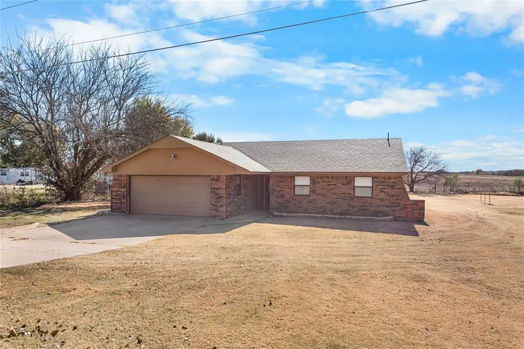10 Peach Street, Ninnekah, OK 73067 - Image #1