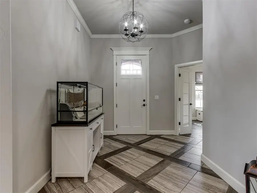 6504 Bent Wood Drive, Oklahoma City, OK 73169 - Image #3