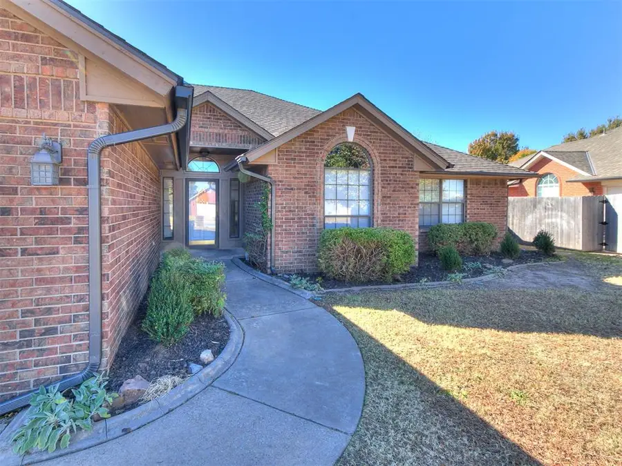 3920 Brownwood Lane, Norman, OK 73072 - Image #3