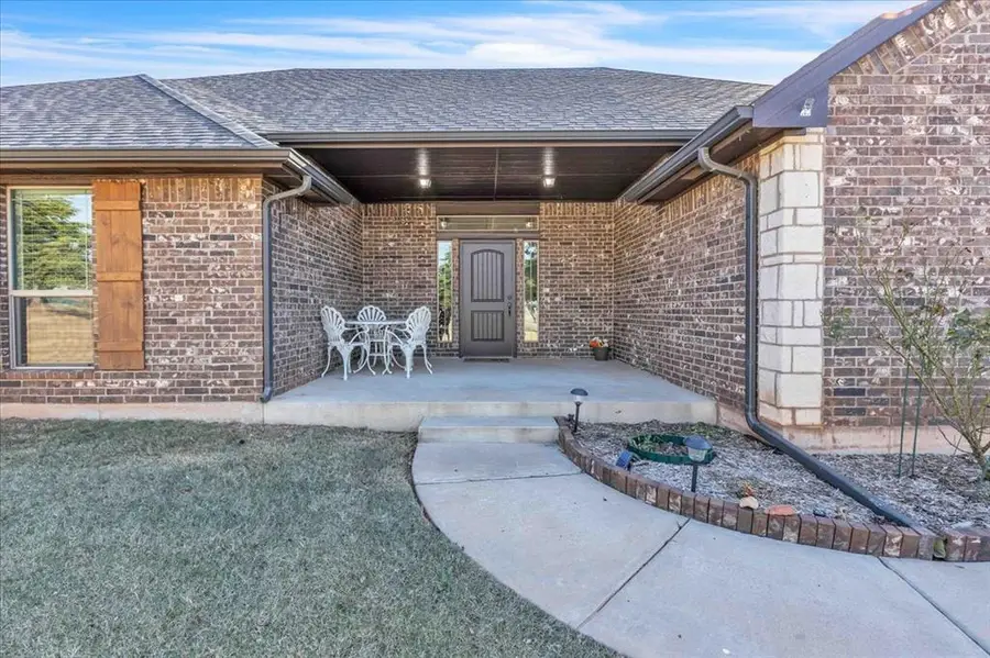 5708 Cedar Tree Circle, Guthrie, OK 73044 - Image #2