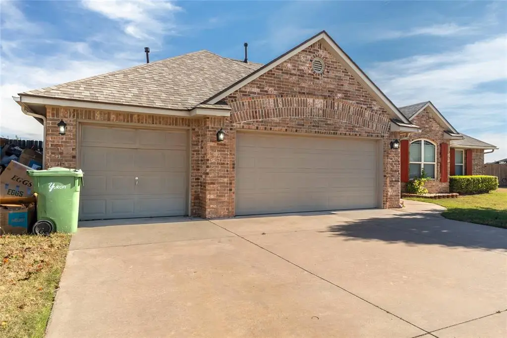 4105 Evening Star Court, Yukon, OK 73099 - Image #1