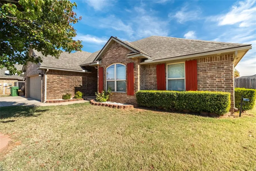 4105 Evening Star Court, Yukon, OK 73099 - Image #2