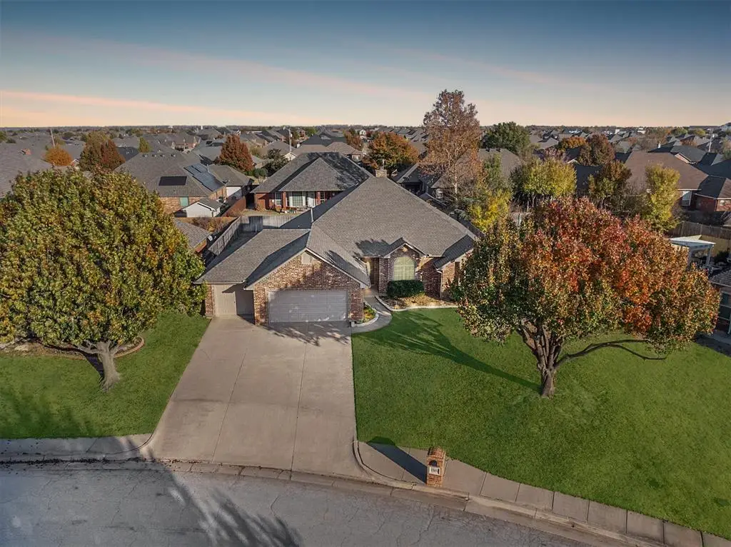 15604 Brenner Pass, Edmond, OK 73013 - #1