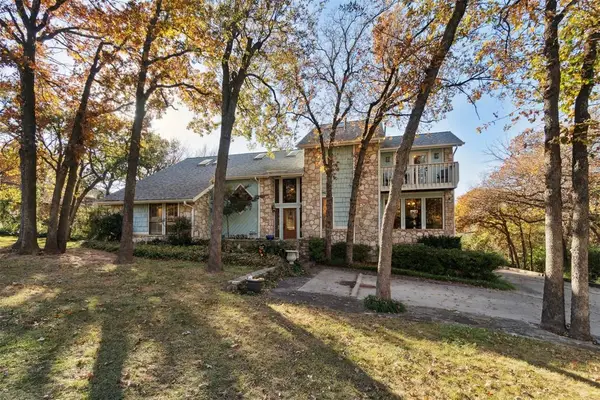 2913 S Broken Bow Road, Edmond, OK 73013