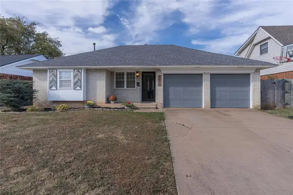 1317 Lawton, Moore, OK 73160