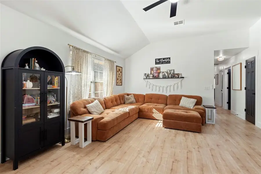 5705 Marblewood Drive, Oklahoma City, OK 73179 - Image #3