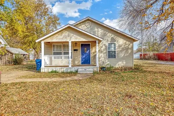 315 S Cordell Avenue, Cordell, OK 73632