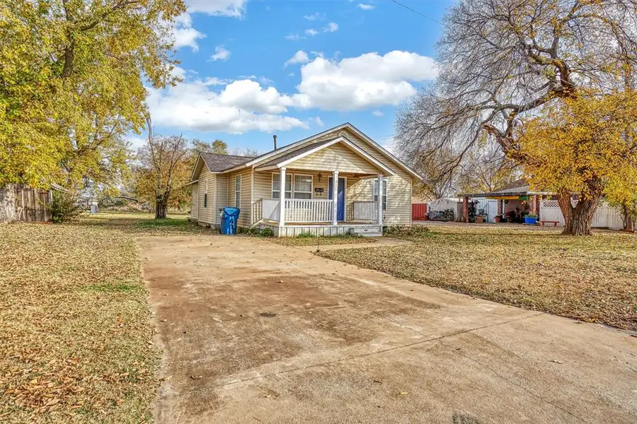 315 S Cordell Avenue, Cordell, OK 73632 - Image #2