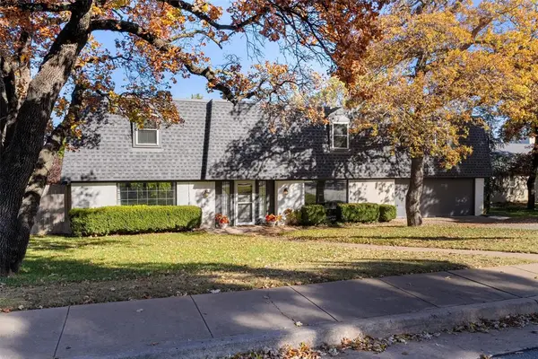 809 Timber Ridge Road, Edmond, OK 73034