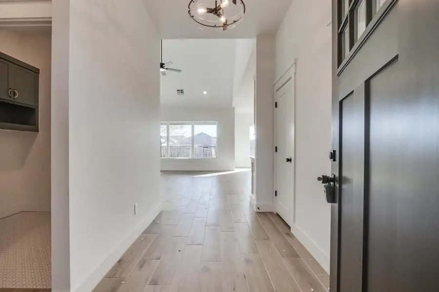 11704 NW 102nd Street, Yukon, OK 73099 - Image #2