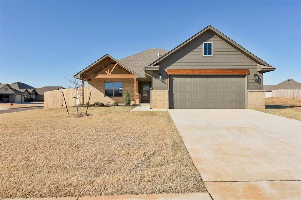 200 Camellia Circle, Noble, OK 73068 - Image #1