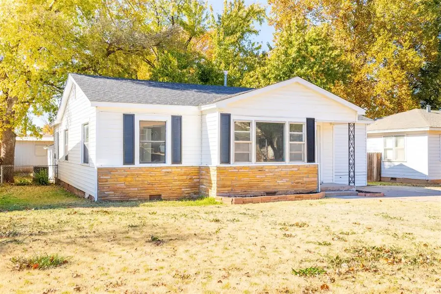 155 Blackburn Boulevard, Elk City, OK 73644 - Image #3