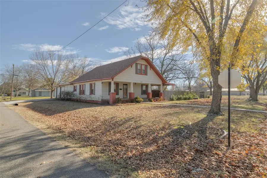 613 N Wineblood Street, Checotah, OK 74426 - Image #2