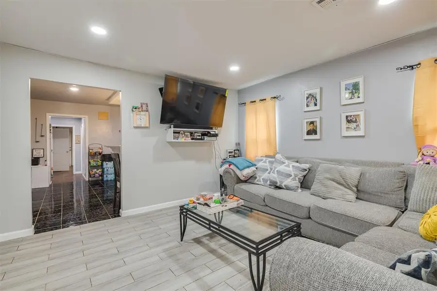 2022 NW 30th Street, Oklahoma City, OK 73118 - #2