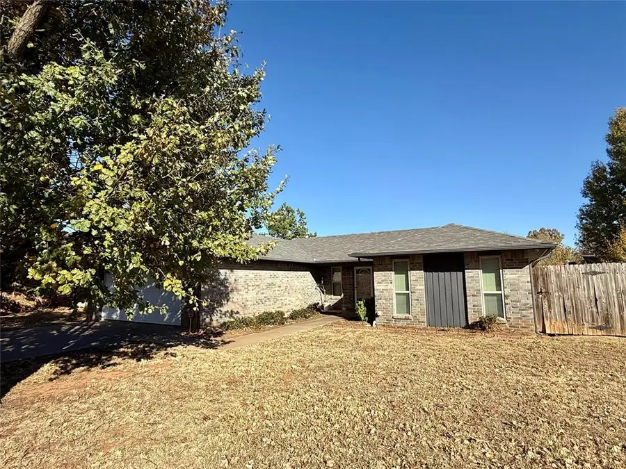 3805 Stoneybrook Drive, Chickasha, OK 73018 - Image #3