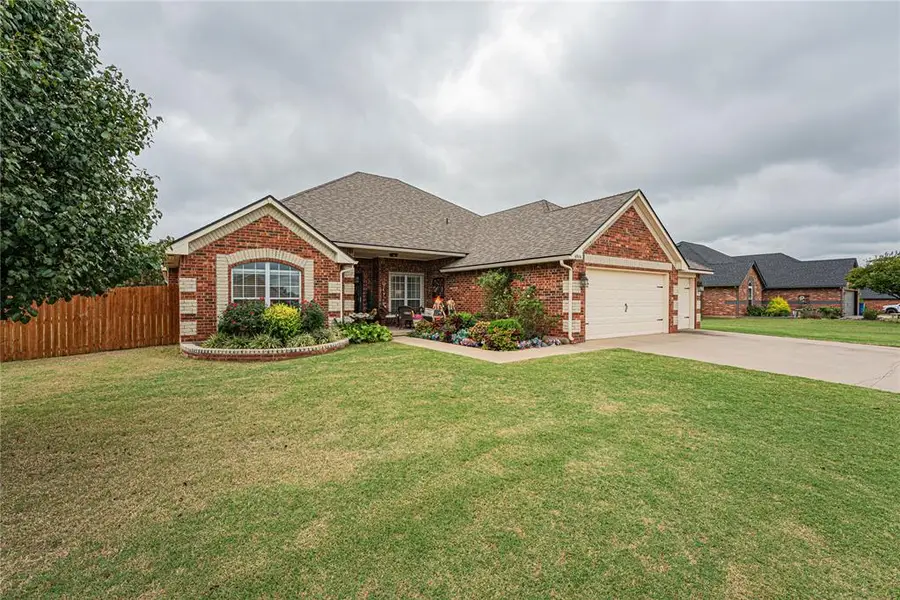 6906 Rolling Meadows, Tuttle, OK 73089 - Image #2