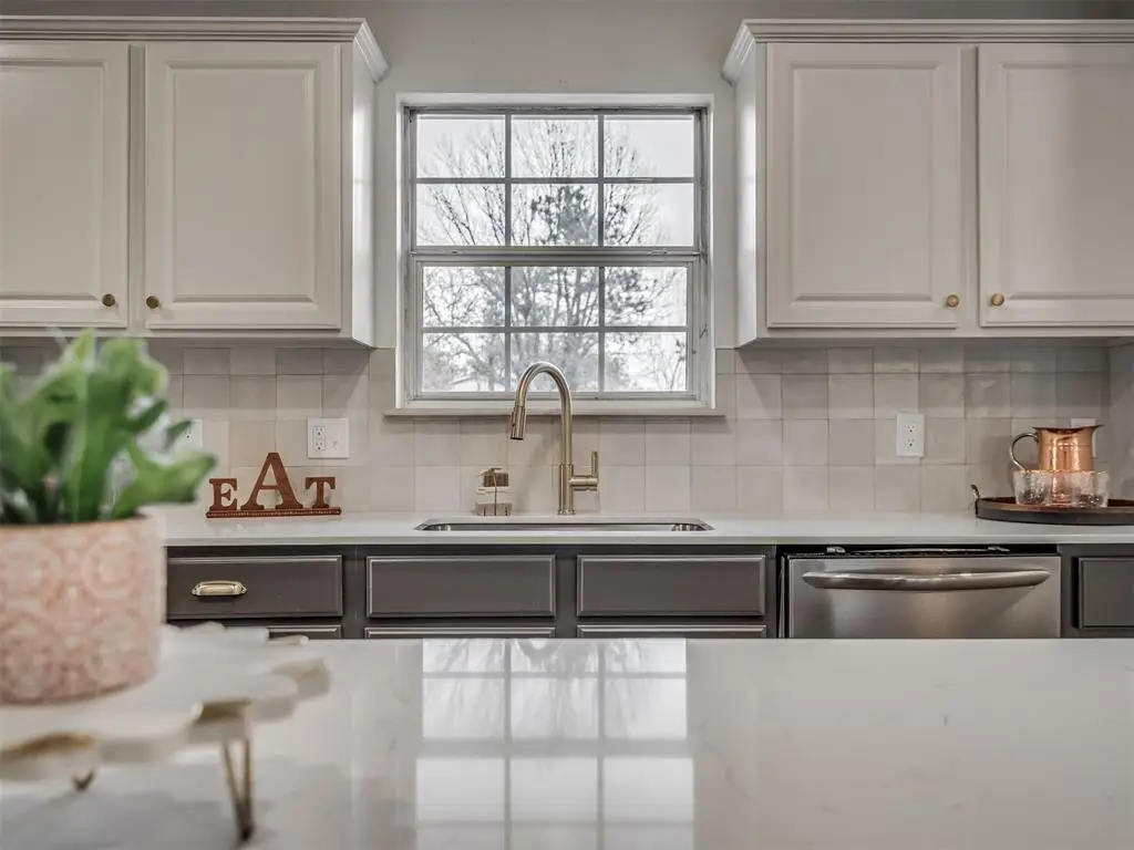 2085 Fox Lane, Tuttle, OK 73089 - Image #1