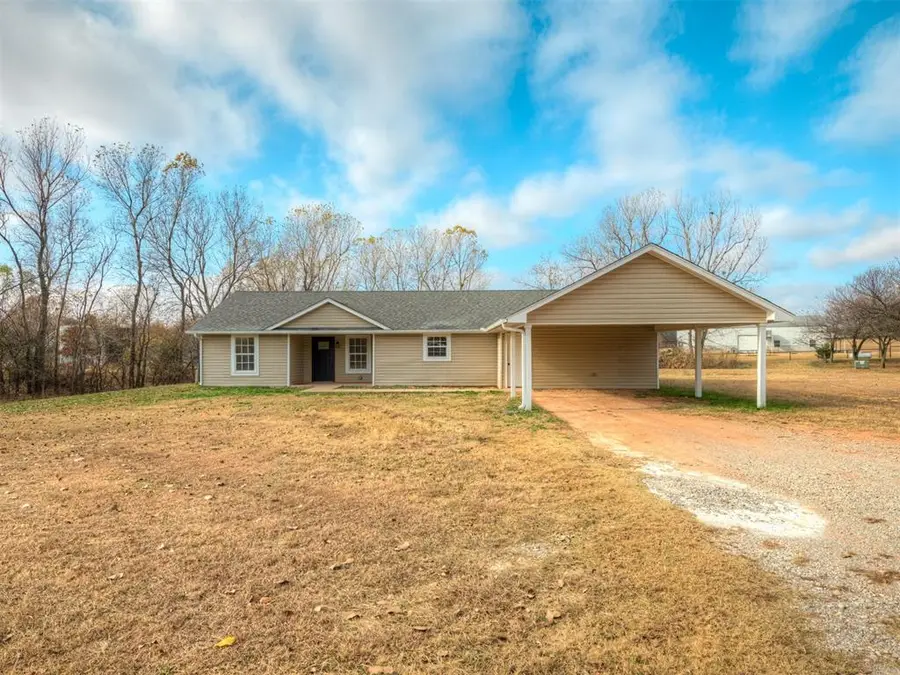 2085 Fox Lane, Tuttle, OK 73089 - Image #2