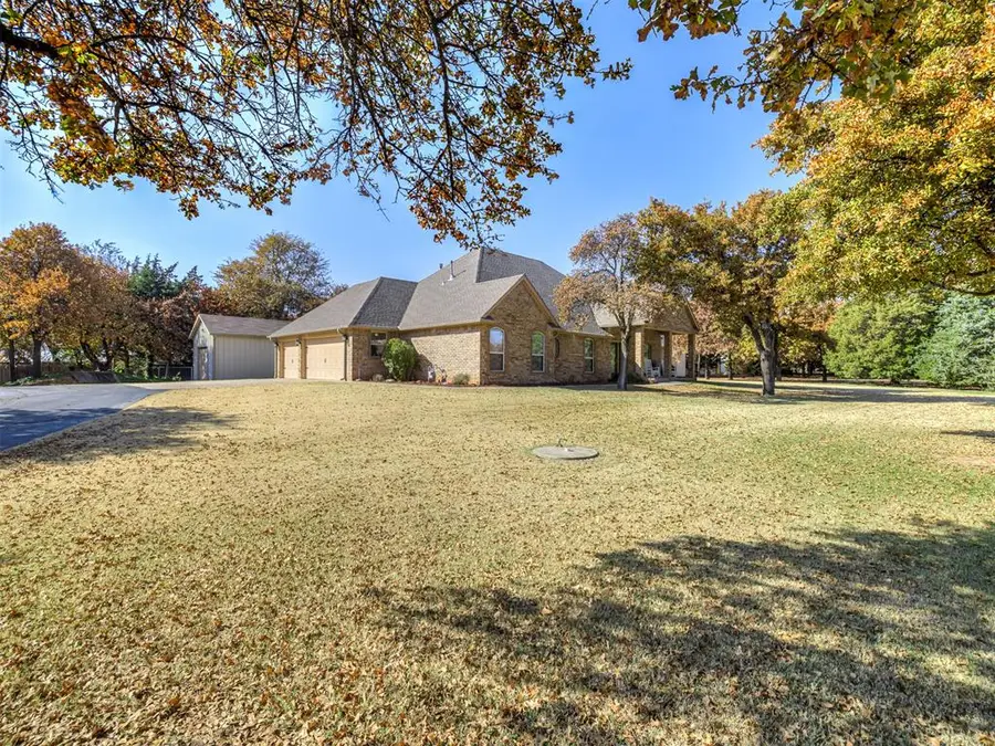 1101 Parrish Place, Blanchard, OK 73010 - Image #3