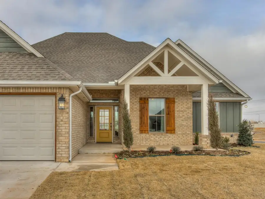 4601 Mustang Park Boulevard, Mustang, OK 73064 - Image #2