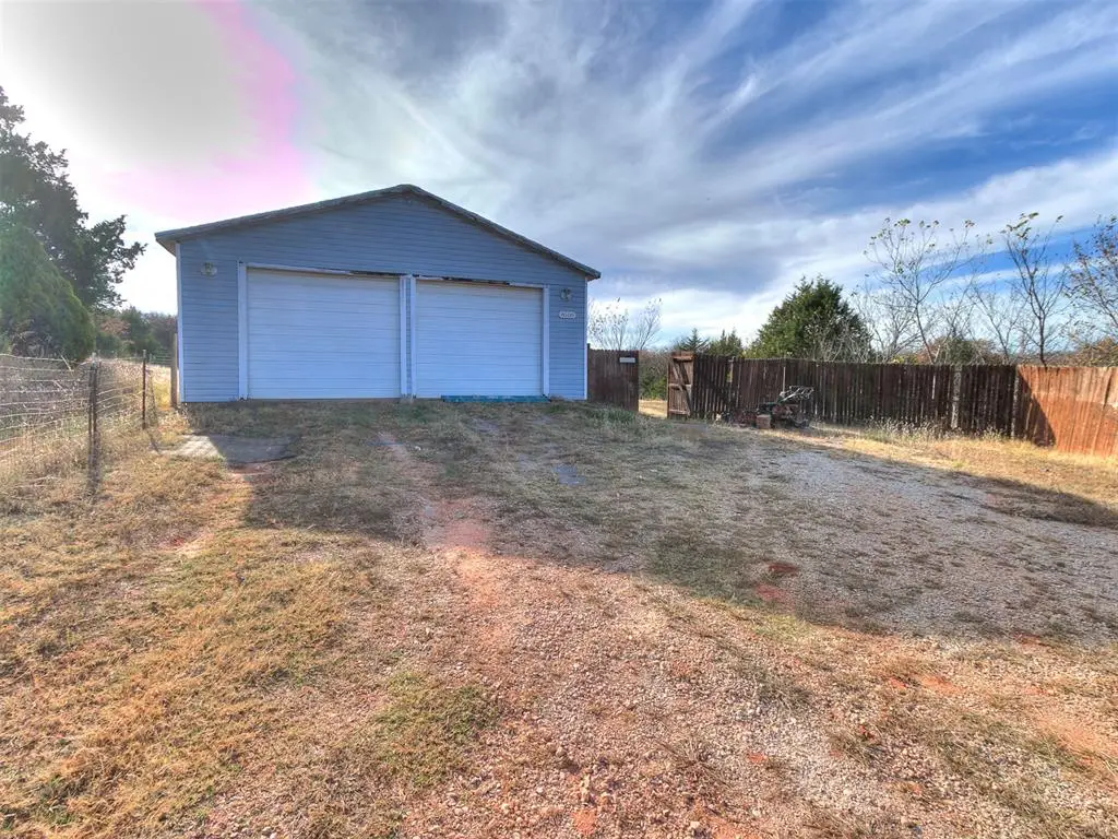 8500 Pecan Hill Road, Noble, OK 73068 - Image #1