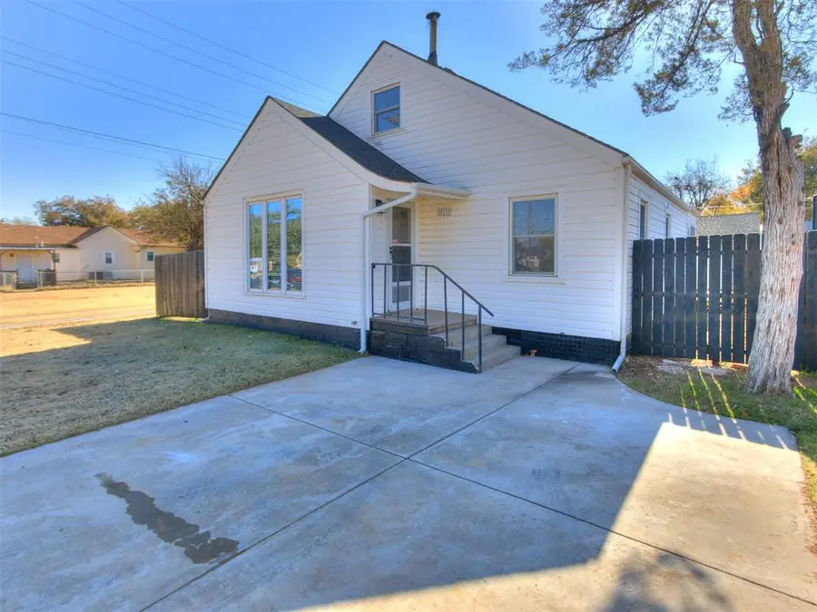 315 W Toronto Avenue, Kingfisher, OK 73750 - Image #2