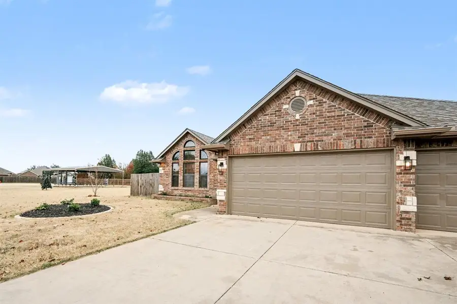 2116 Cottonwood Creek Avenue, Yukon, OK 73099 - Image #3