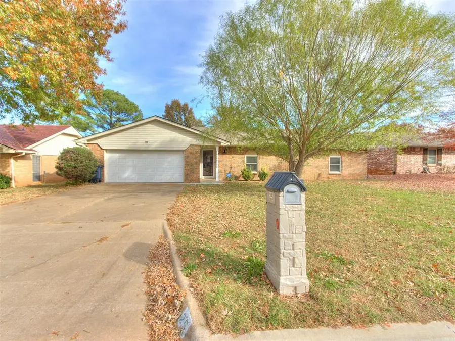 25 N Rice Avenue, Shawnee, OK 74804 - Image #3