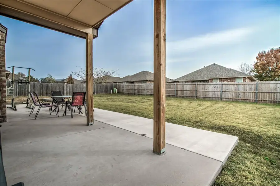 11232 NW 105th Street, Yukon, OK 73099 - Image #3