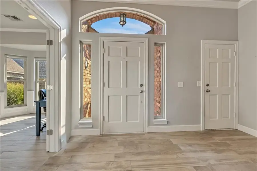 10613 Whitechapel Street, Oklahoma City, OK 73162 - Image #3