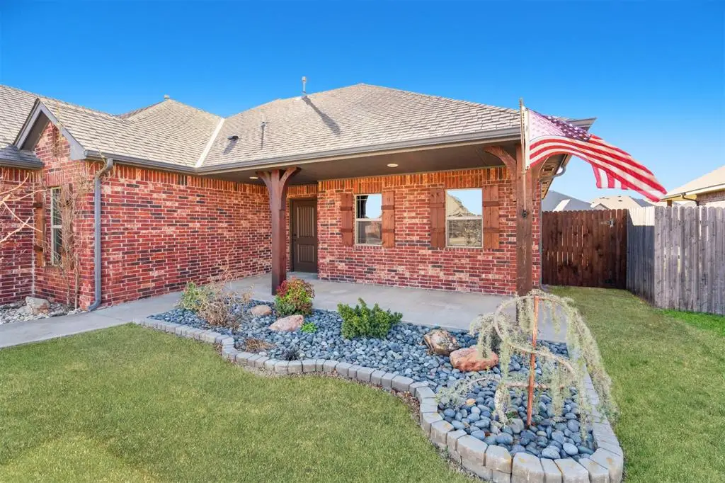 20644 Landmark Drive, Harrah, OK 73045 - Image #1