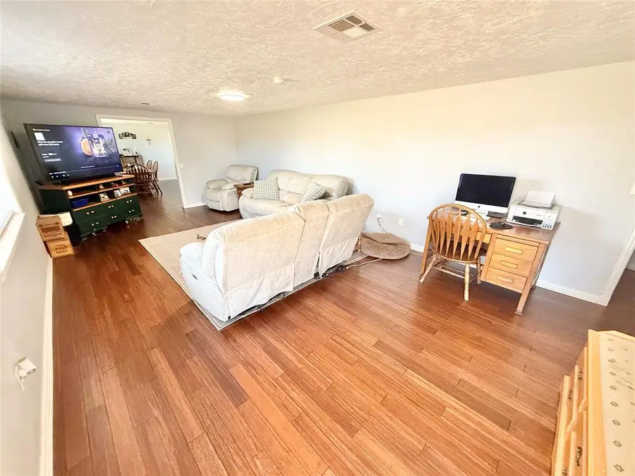 15890 S 2056 Road, Altus, OK 73521 - Image #3