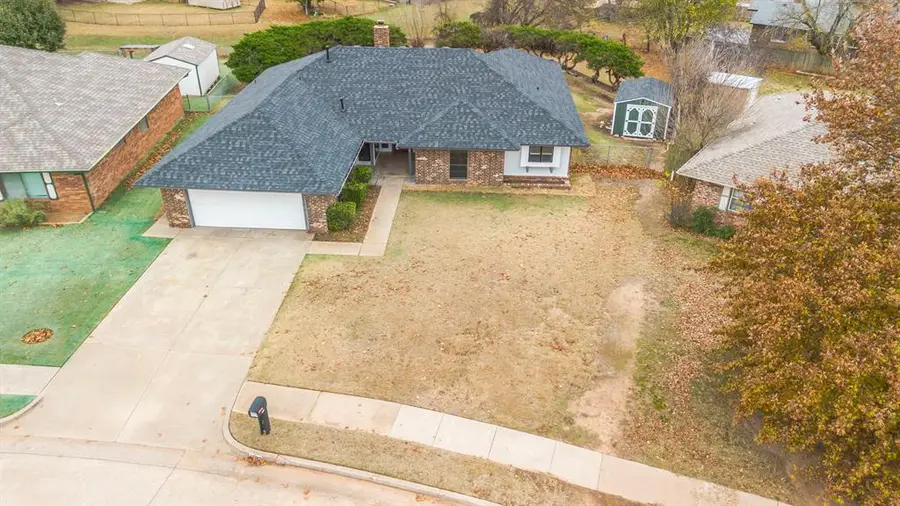 1800 N Lincoln Avenue, Moore, OK 73160 - Image #3
