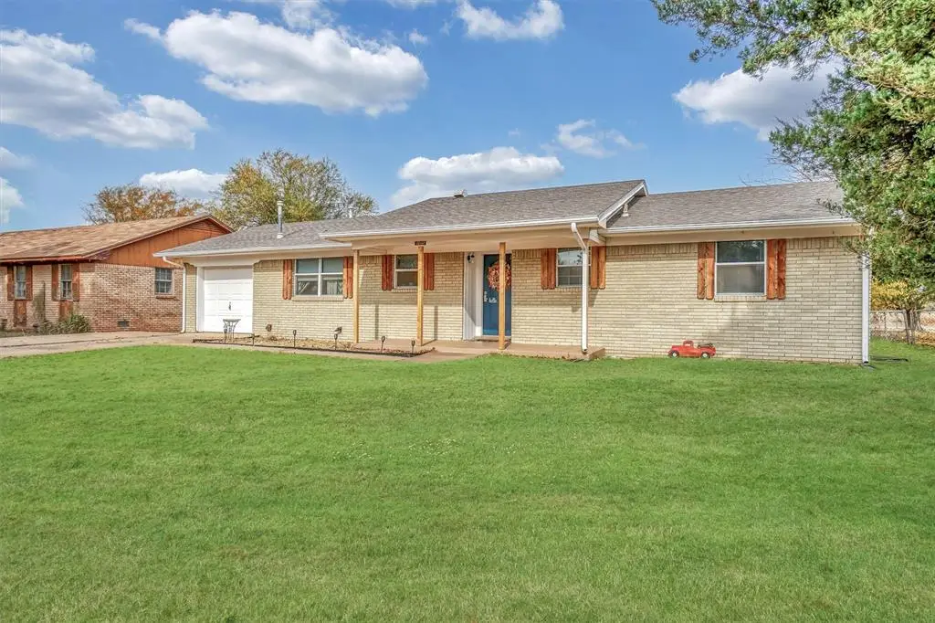 Address Withheld By Seller, Snyder, OK 73566 - Image #1