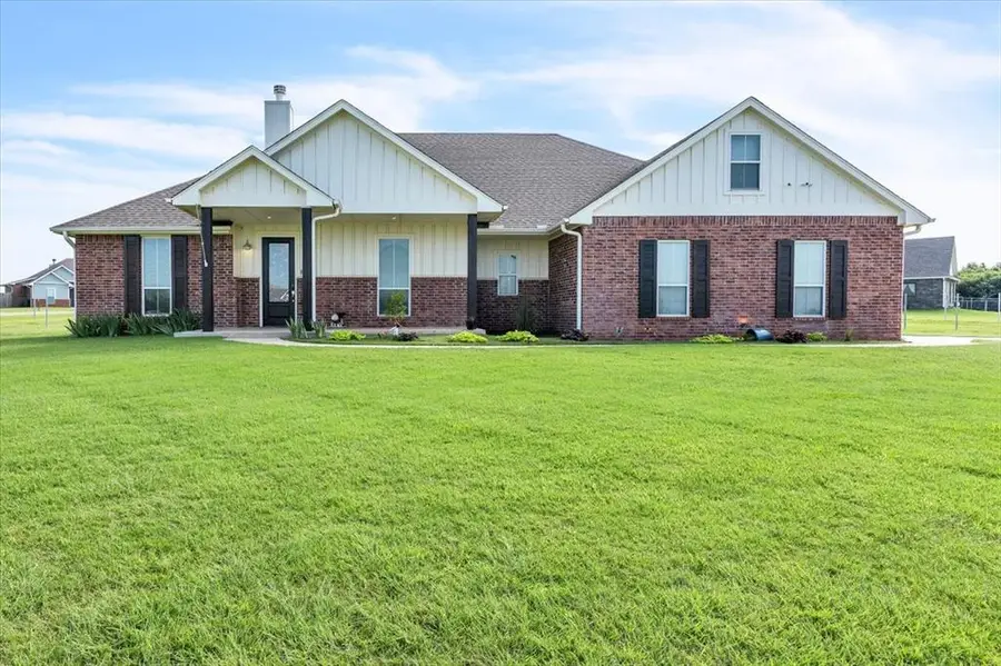 1069 Rheagen Kay Avenue, Tuttle, OK 73089 - Image #2
