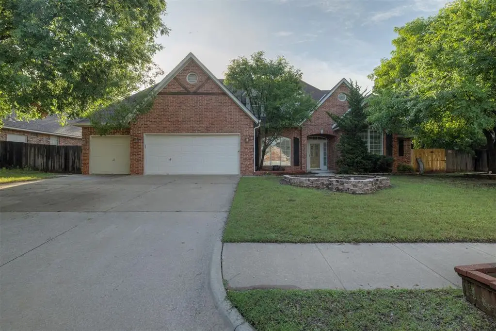 2824 N Ashecroft Drive, Edmond, OK 73034 - Image #1