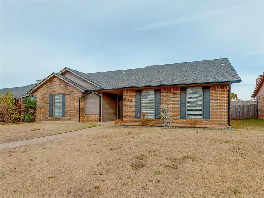 601 NW 141st Street, Edmond, OK 73013 - Image #2