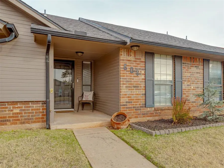 601 NW 141st Street, Edmond, OK 73013 - Image #3